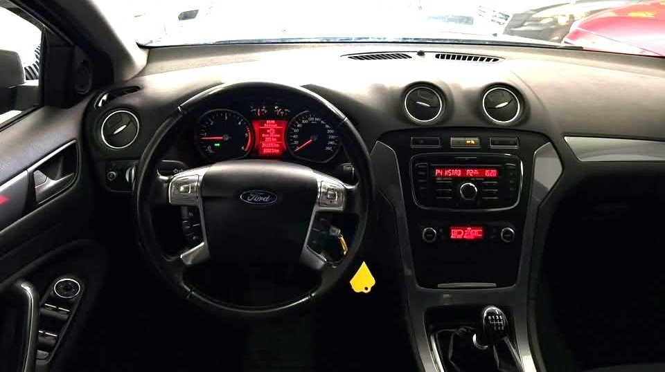 Ford Mondeo 2011, bild 7/10