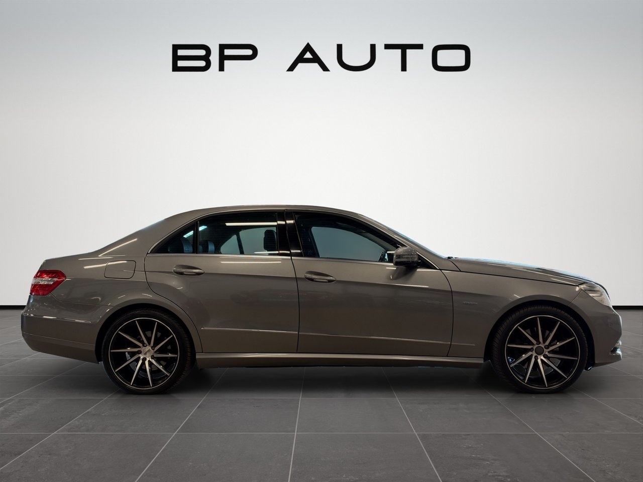 Mercedes-Benz E 2011, bild 7/10