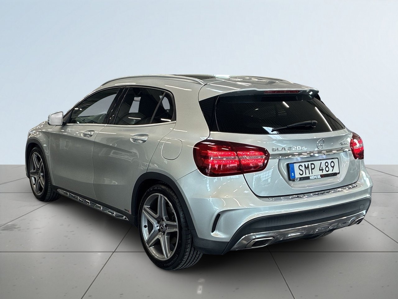 Mercedes-Benz GLA 2018, photo 5/10