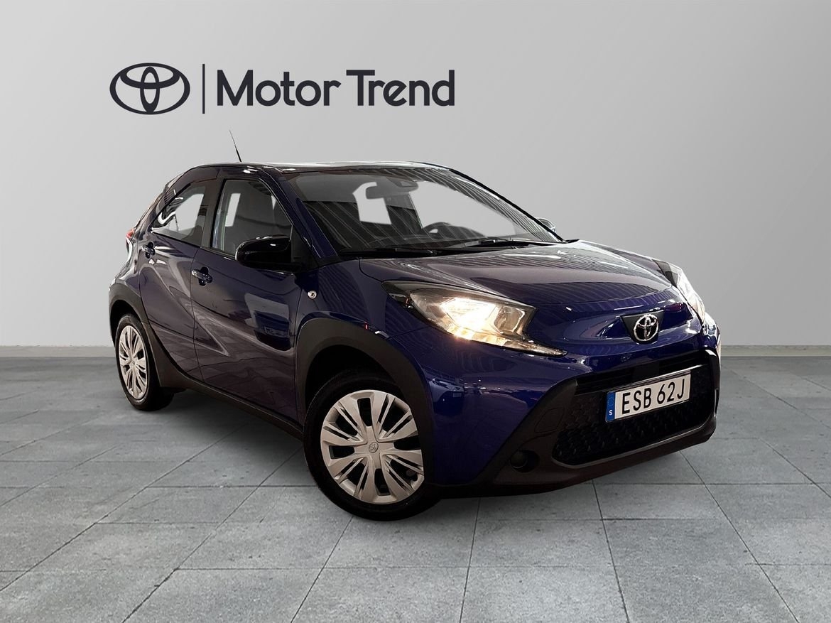 Toyota Aygo X 1,0 M5 PLAY 2025, bild 6/10