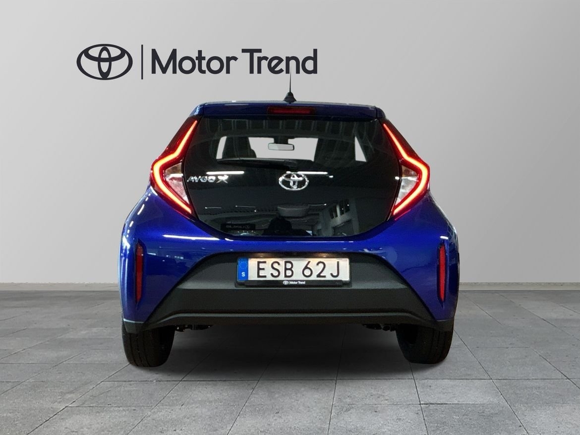 Toyota Aygo X 1,0 M5 PLAY 2025, bild 4/10