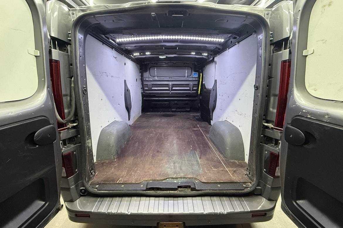 Renault Trafic 2019, photo 4/10