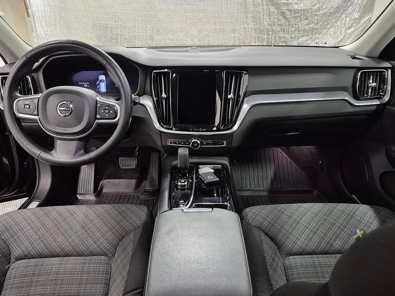 Volvo V60 2023, bild 6/10