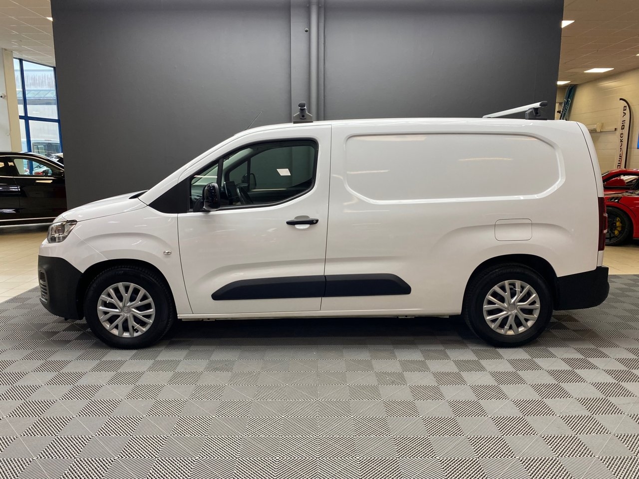 Citroen Berlingo 2022, bild 2/10