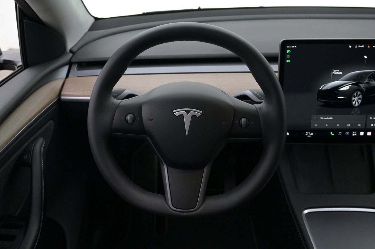 Tesla Model Y Long Range AWD Autopilot 2023, kuva 7/10