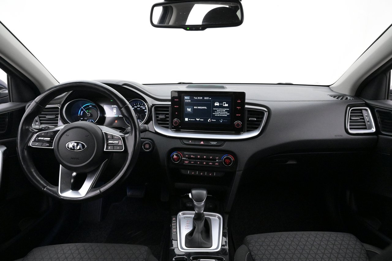 Kia Ceed SW Plug-in Hybrid Advance 2020, bild 6/10