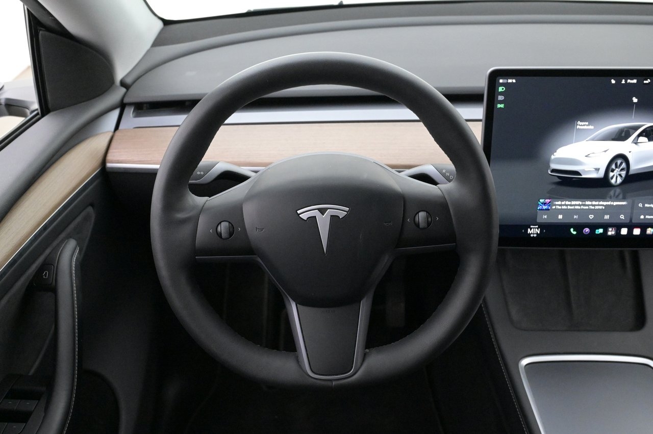 Tesla Model Y 2023, bild 7/10
