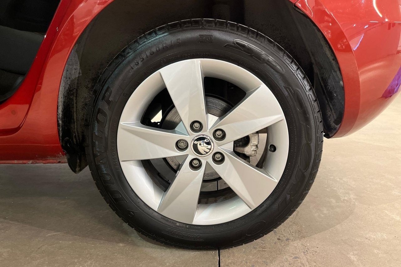 Skoda Fabia 1.2 TSI Ambition / 1-ägare 2015, bild 7/10