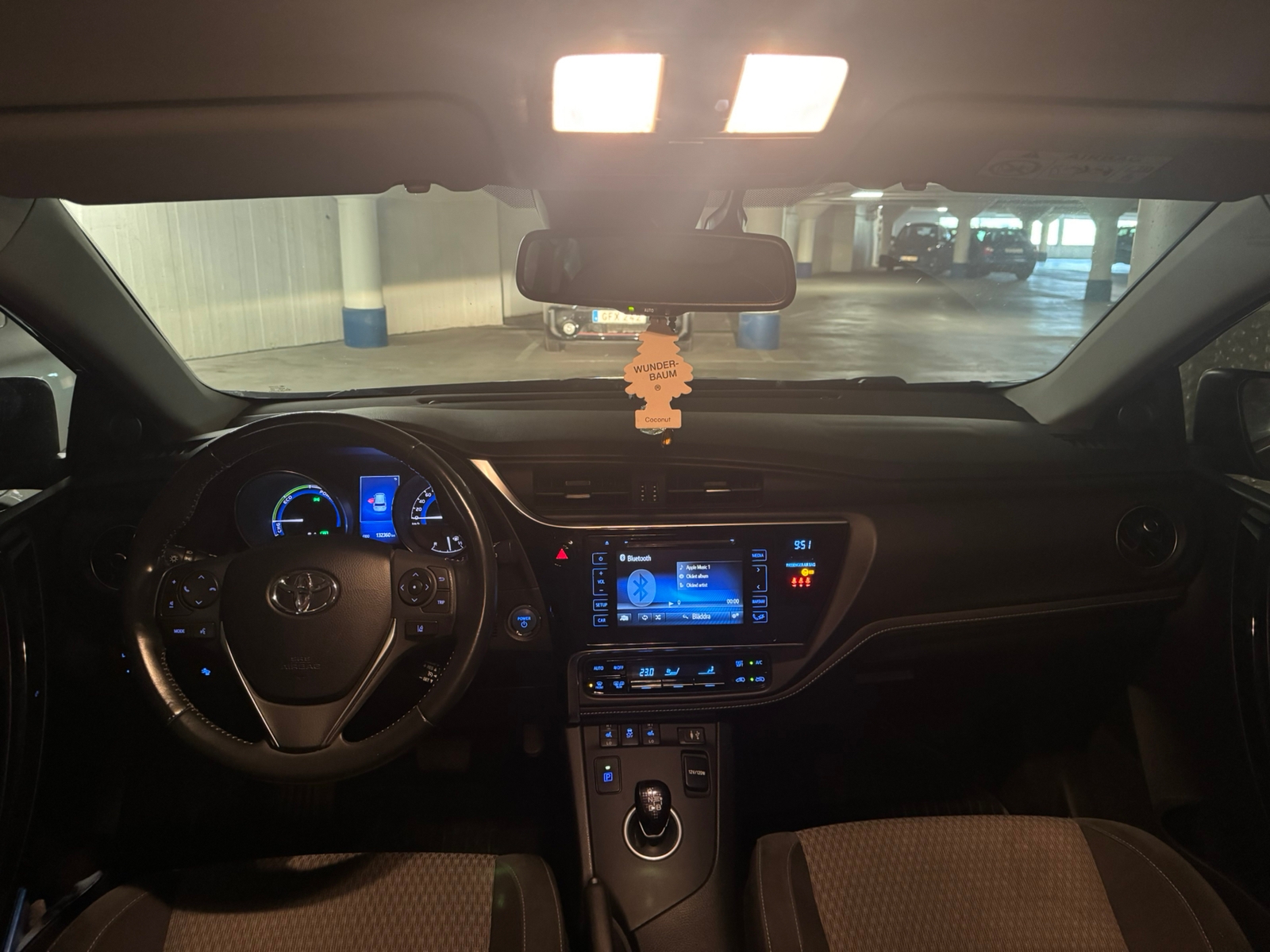 Toyota Auris Hybrid e-CVT 2018, kuva 7/10