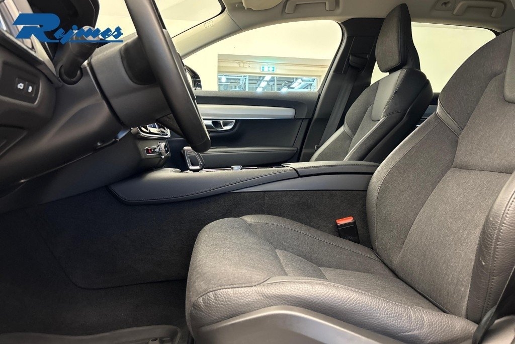 Volvo V90 T6 Core Edition II 2025, bild 6/10
