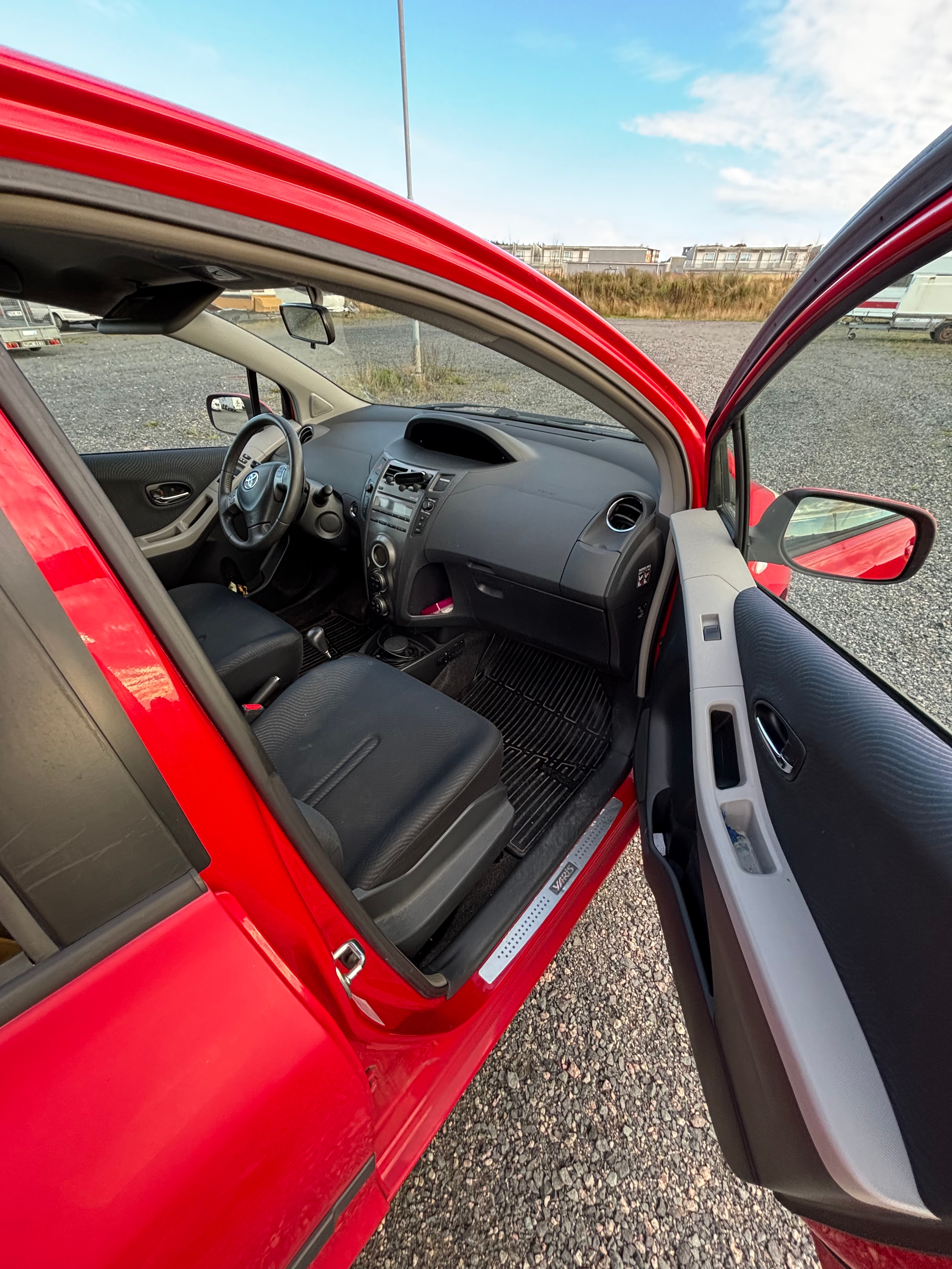 Toyota Yaris 2010, bild 3/10