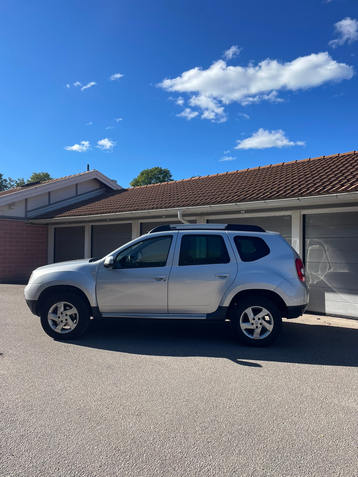 Dacia Duster 1.5 dCi Manuell 2011, bild 3/6