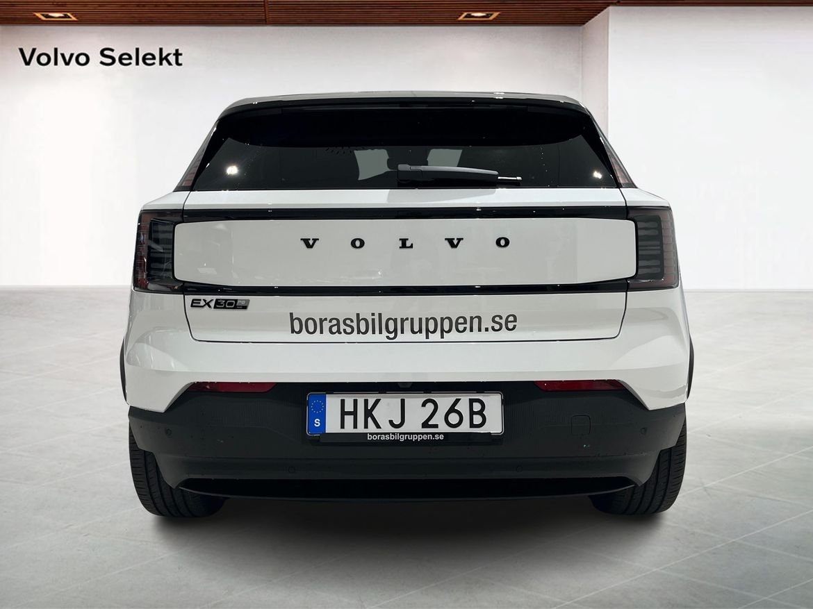 Volvo EX30 P8 AWD Ultra Black Edt - Demo 2027, bild 7/10