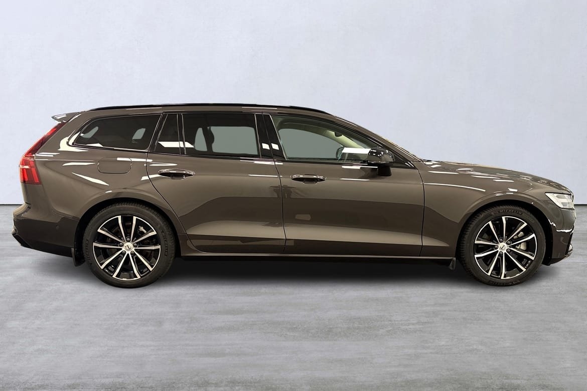 Volvo V60 T6 Plus Dark Nordic Edition 2025, bild 3/10