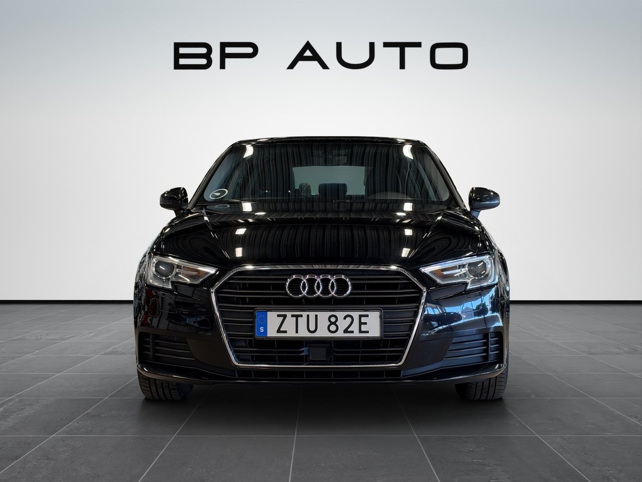 Audi A3 2019, photo 3/10