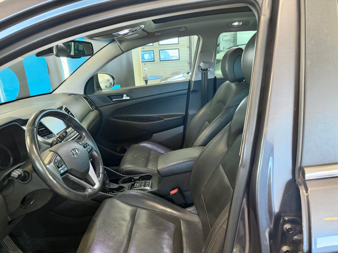 Hyundai Tucson 1.6 T-GDI 177 Hk AWD Aut 2016, bild 4/5