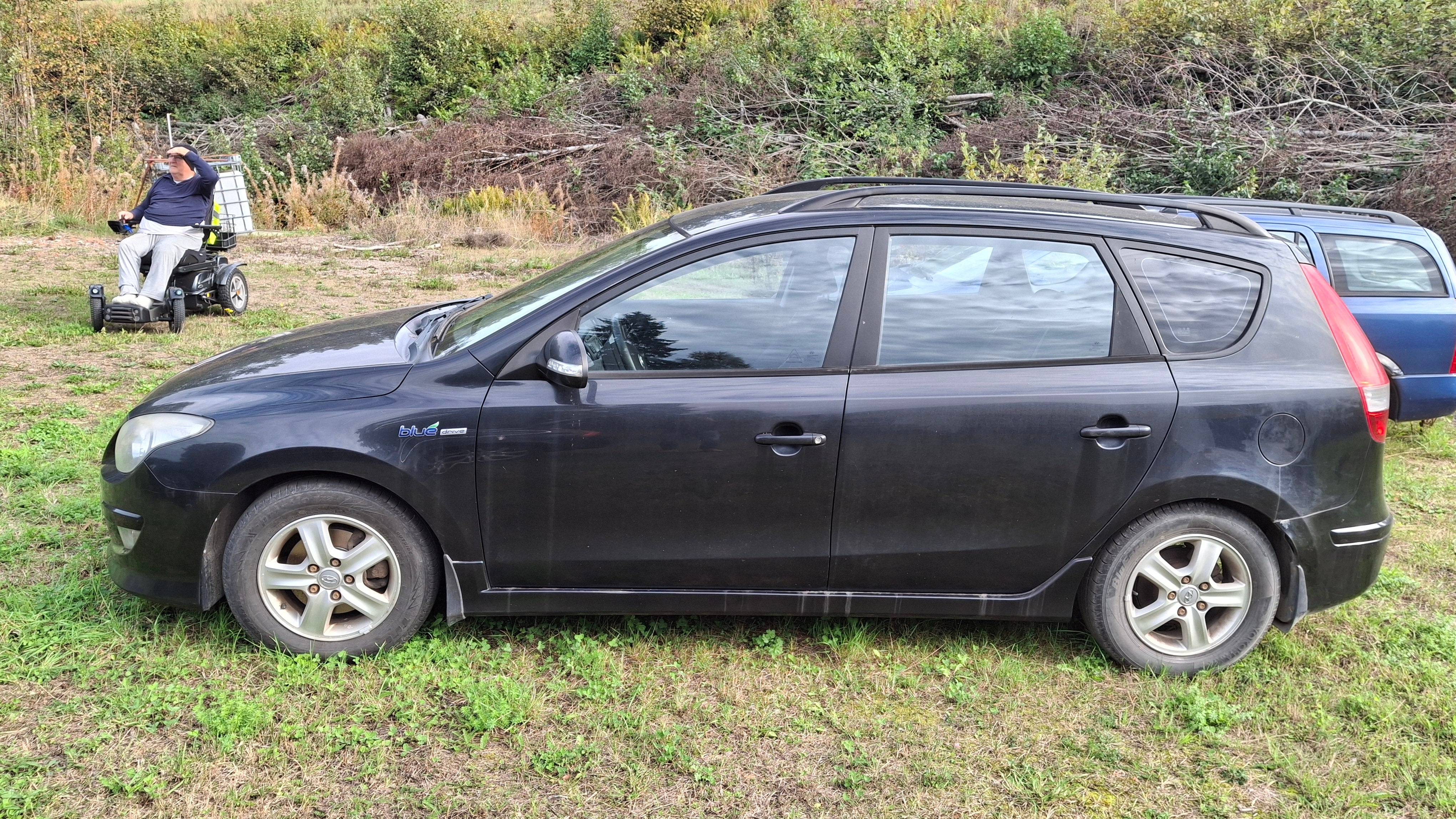 Hyundai i30 cw 1.6 CRDi Manuell 2011, bild 2/3