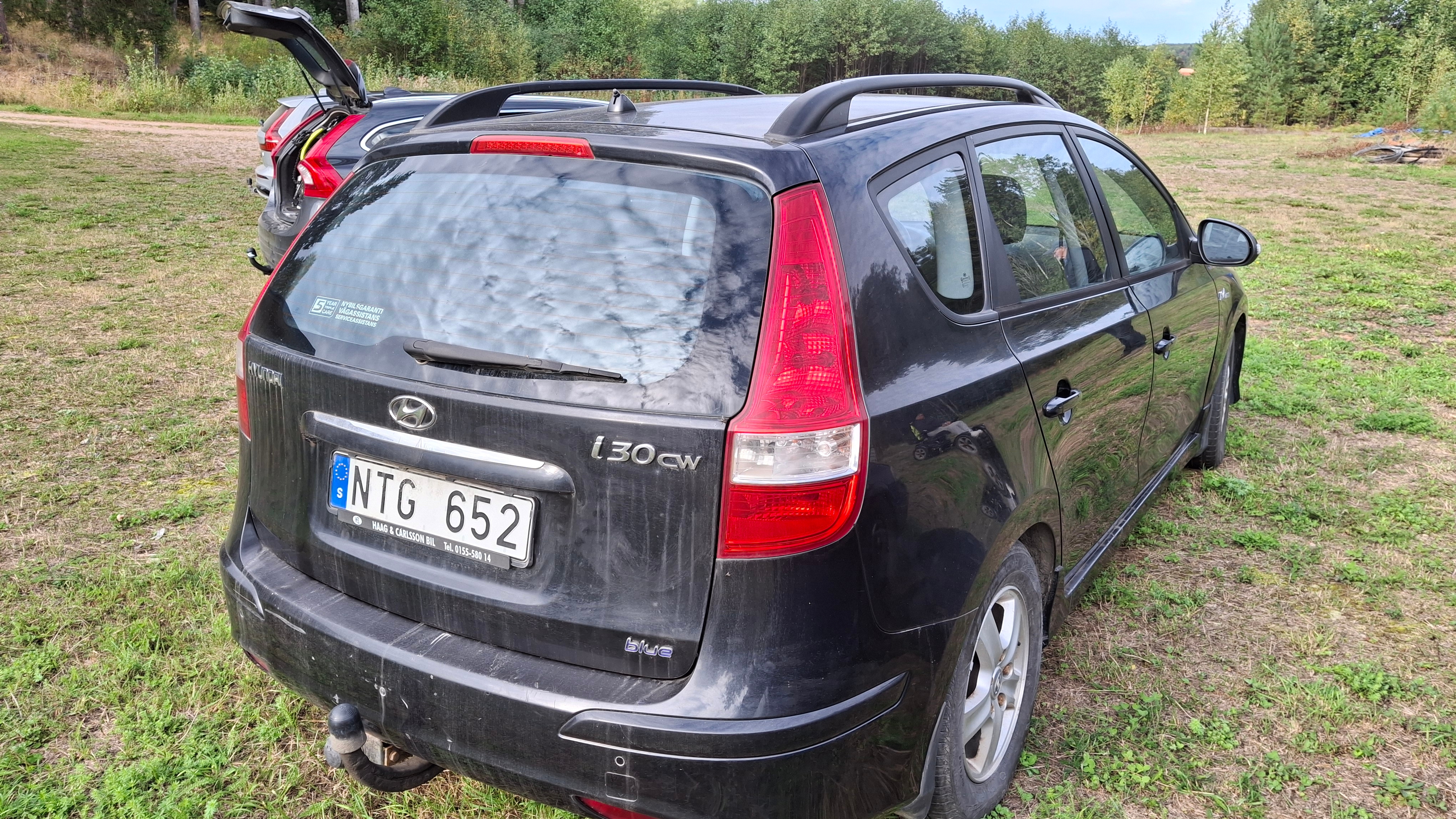 Hyundai i30 cw 1.6 CRDi Manuell 2011, bild 3/3