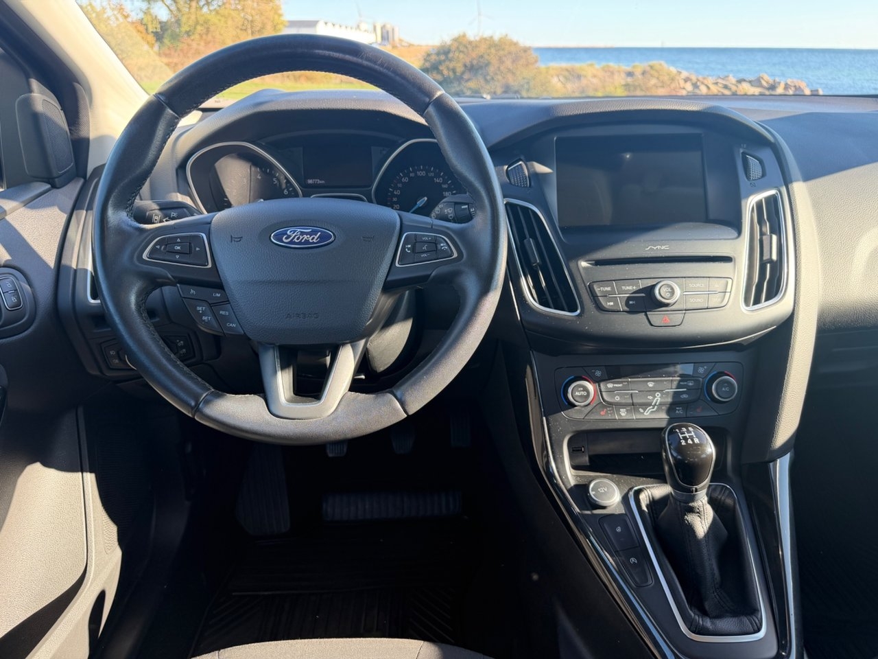 Ford Focus 1.0 Titanium 2017, bild 7/10