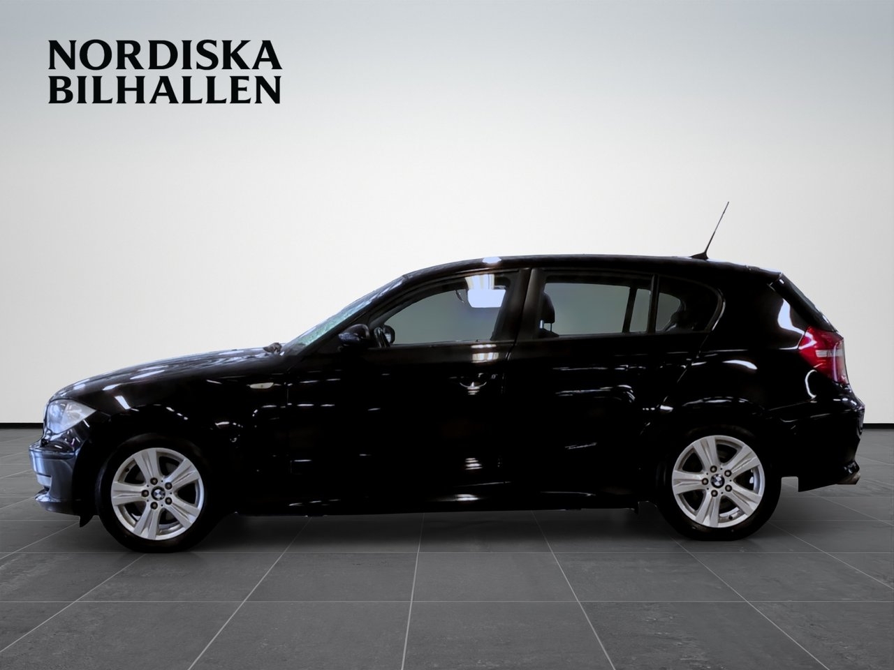 BMW 118 2010, bild 4/10