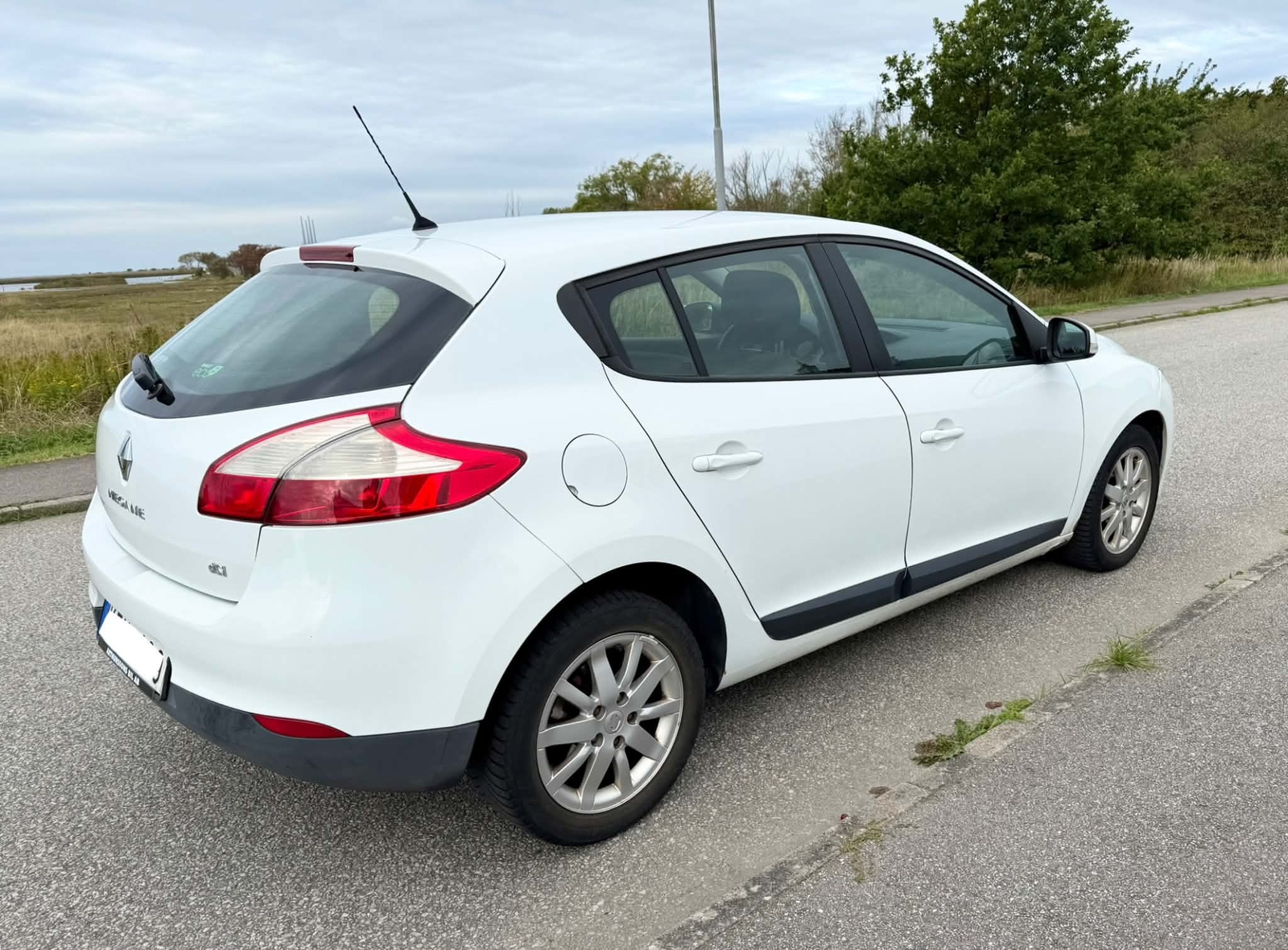 Renault Megane 2011, bild 3/4