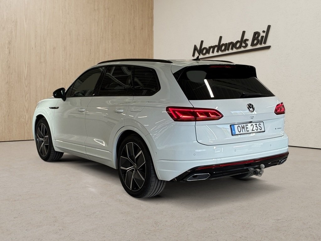 Volkswagen Touareg 2023, kuva 3/10