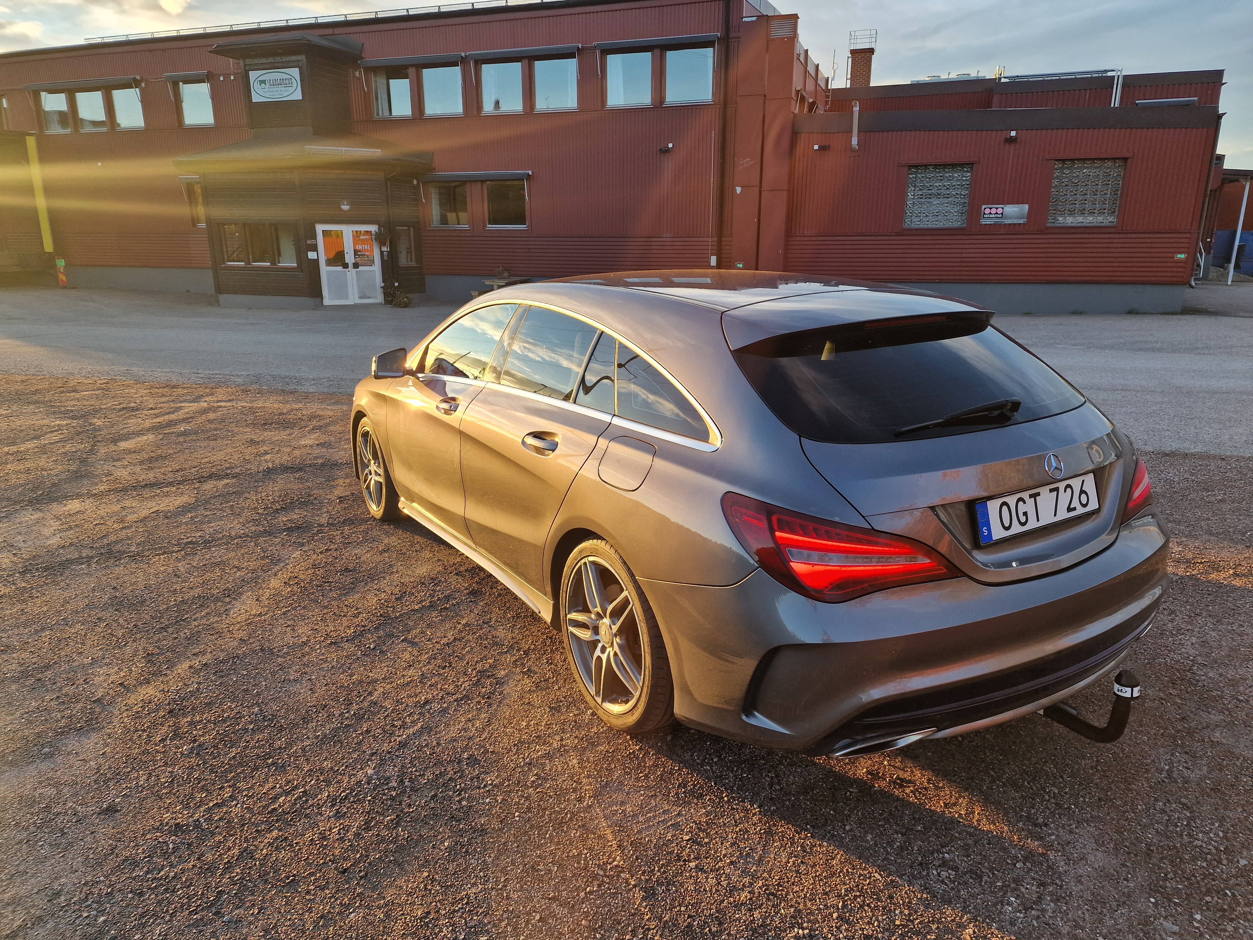 Mercedes-Benz CLA 2017, kuva 3/10