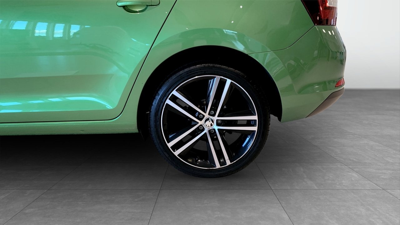 Skoda Rapid 2014, bild 6/10
