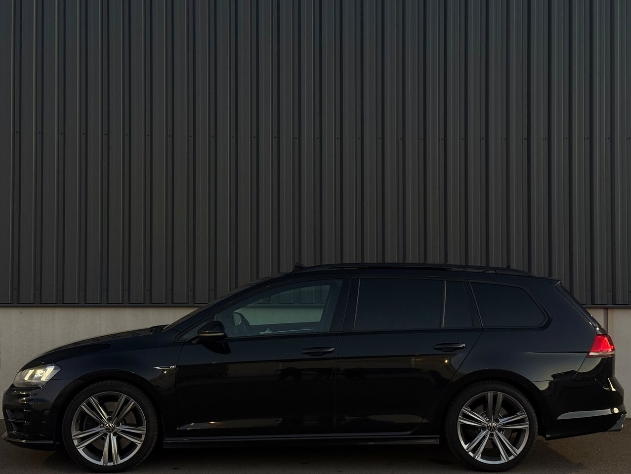 Volkswagen Golf Sportscombi R 2.0 2017, bild 6/10