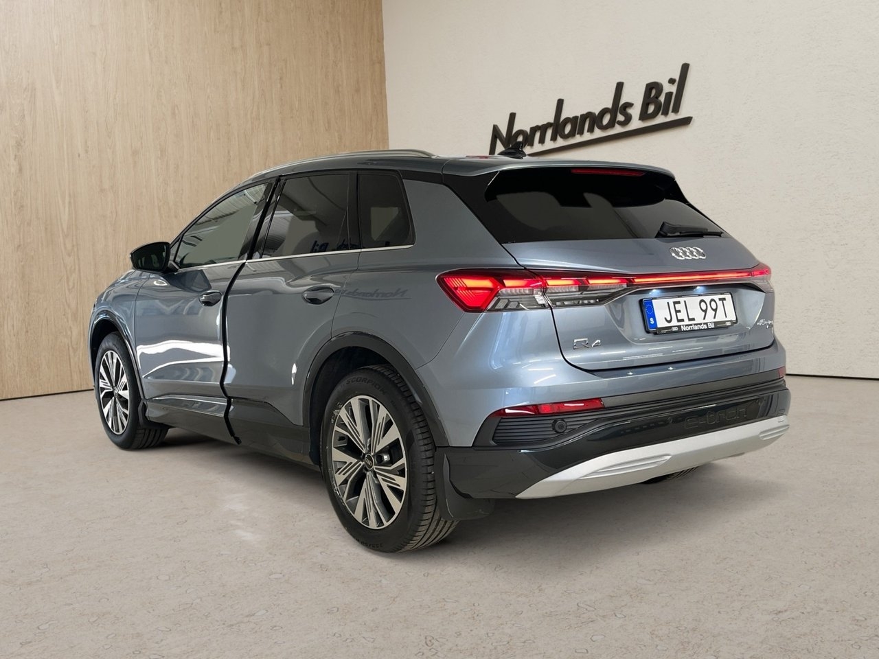 Audi Q4 e-tron 2024, bild 2/7