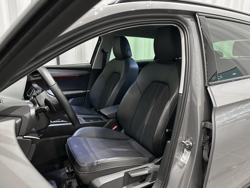 Cupra Leon Sportstourer eTSI 150hk DSG 2023, kuva 6/14