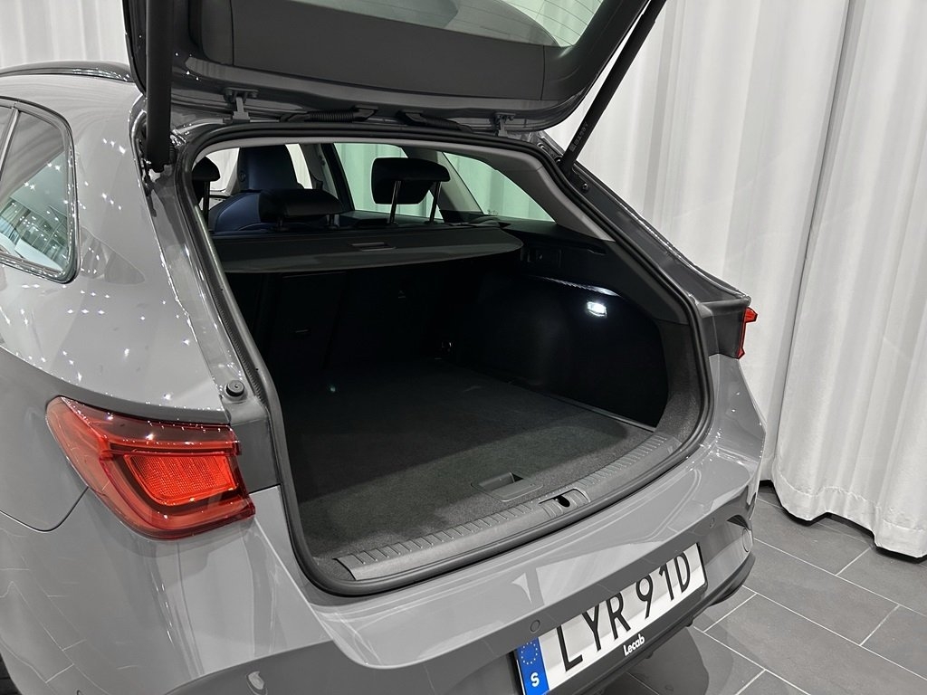 Cupra Leon Sportstourer eTSI 150hk DSG 2023, kuva 4/14