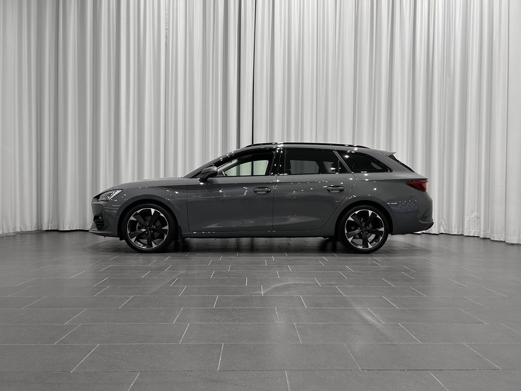 Cupra Leon Sportstourer eTSI 150hk DSG 2023, kuva 2/14