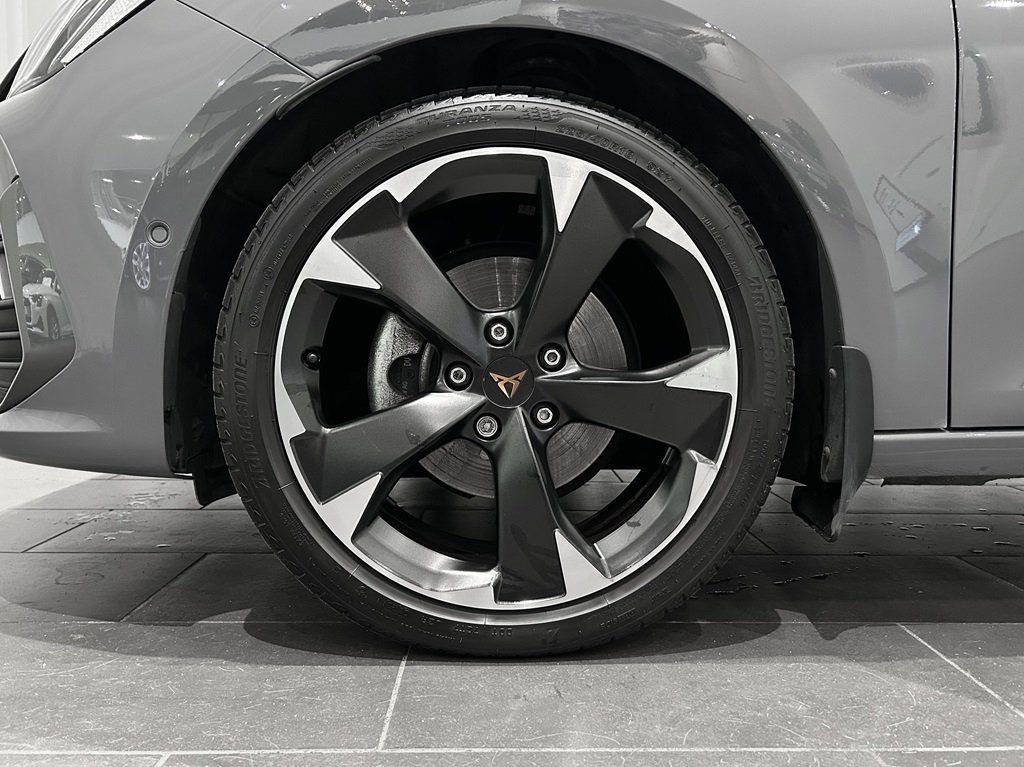 Cupra Leon Sportstourer eTSI 150hk DSG 2023, kuva 5/14