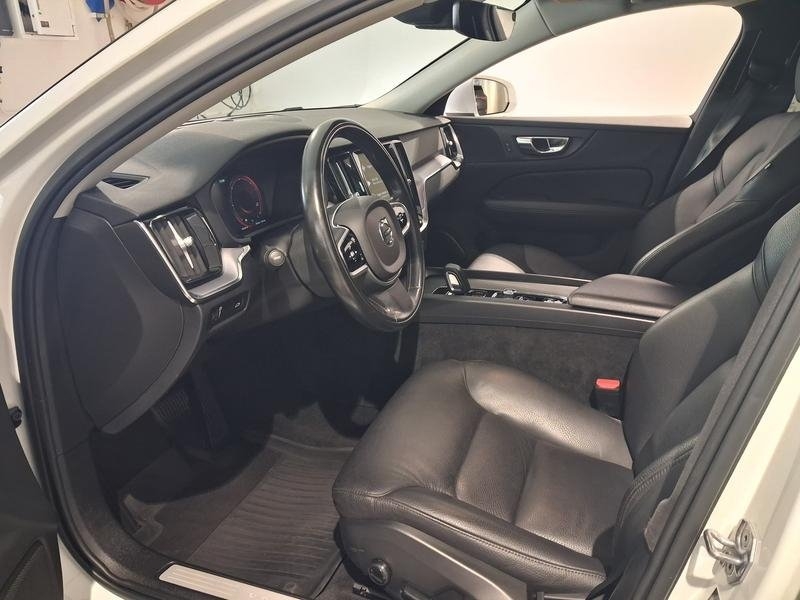 Volvo V60 B4 MILDHYBRID 2021, bild 2/7