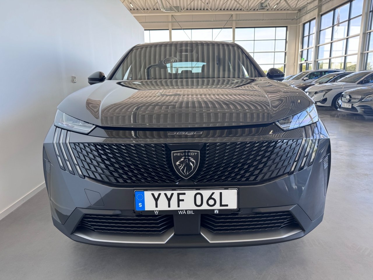 Peugeot 3008 Hybrid 145 1.2 PureTech 145 2025, bild 7/10