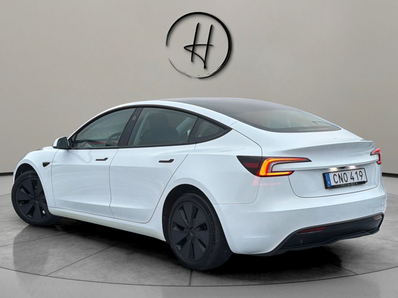 Tesla Model 3 AutoPilot HW4 2024, bild 3/10