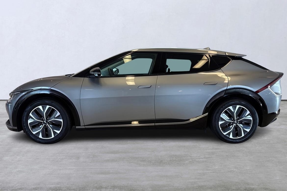 Kia EV6 RWD 77,4 kWh Plus 2023, photo 2/10
