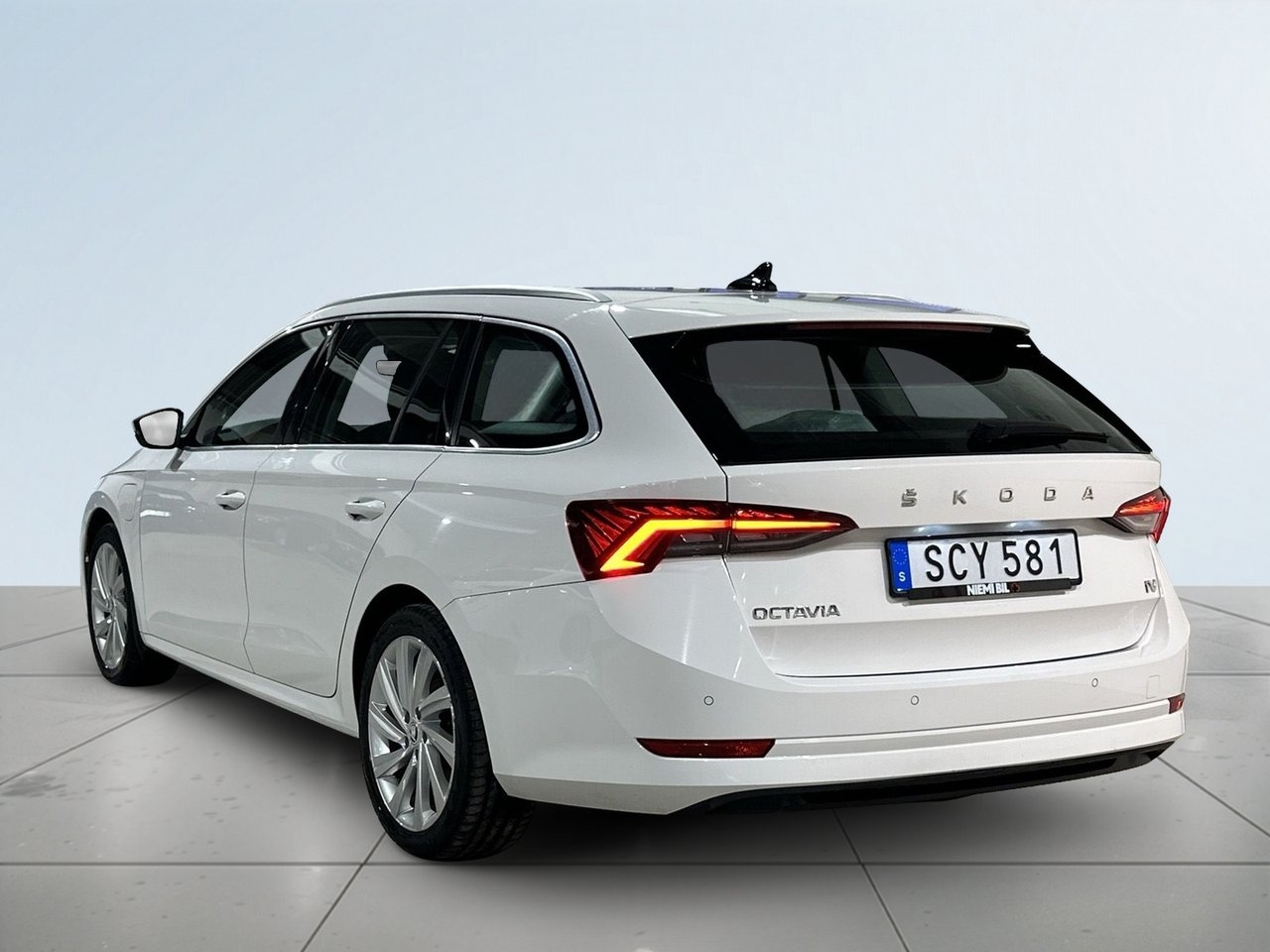 Skoda Octavia Kombi iV Style Psens 2021, bild 5/19