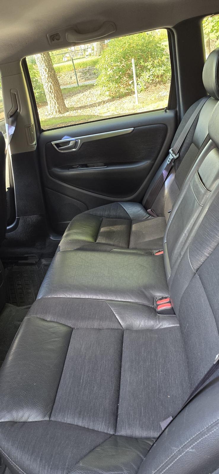 Volvo V70 2.4 Automatisk 2005, bild 7/10