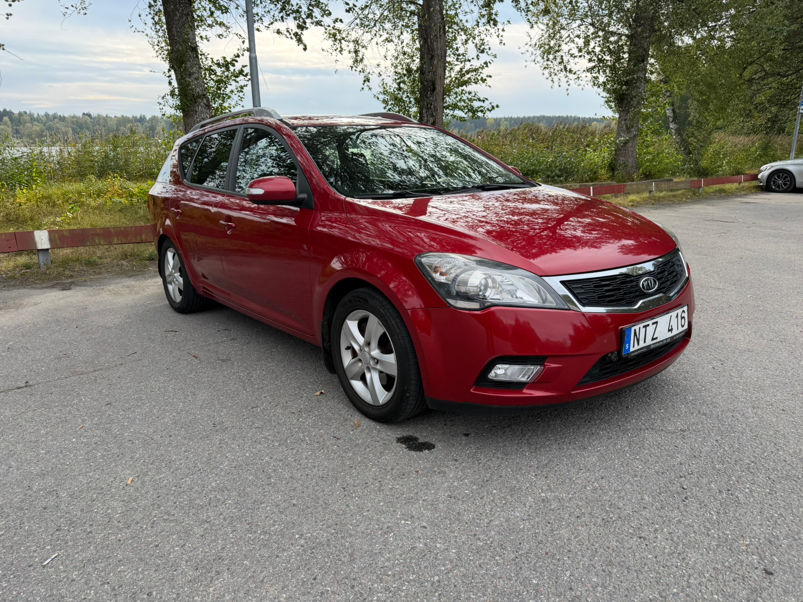 Kia Ceed _sw 1.6 CRDi Manuell 2012, bild 4/15