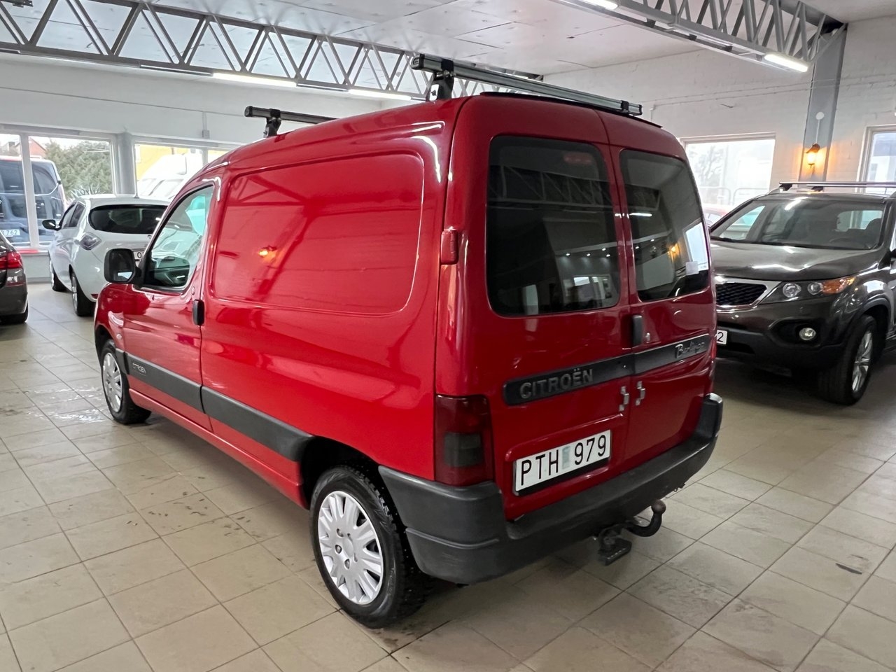 Citroen Berlingo 1,9 d 2003, kuva 4/10