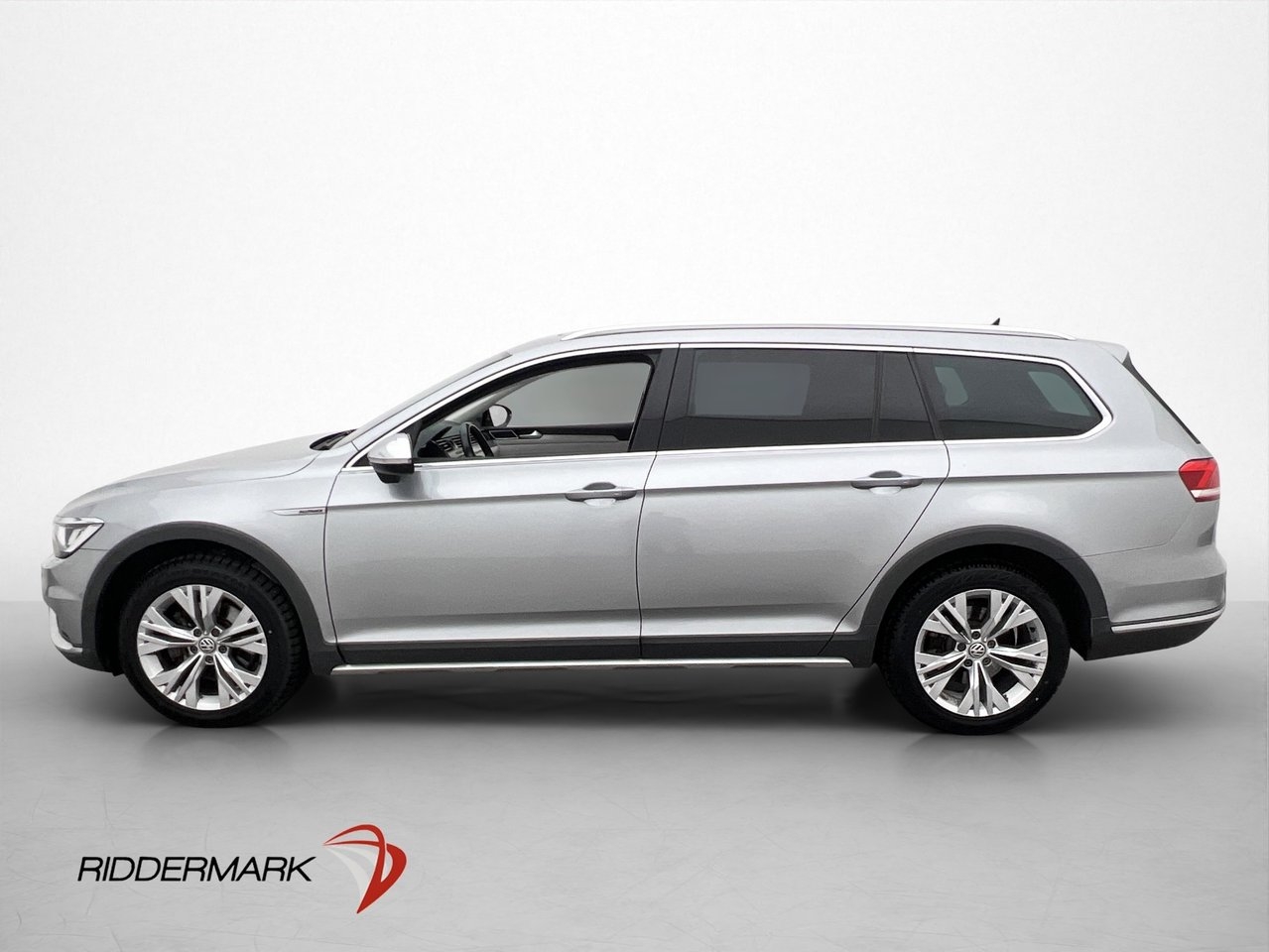Volkswagen Passat Alltrack 190hk 4M Pano 2018, bild 4/28
