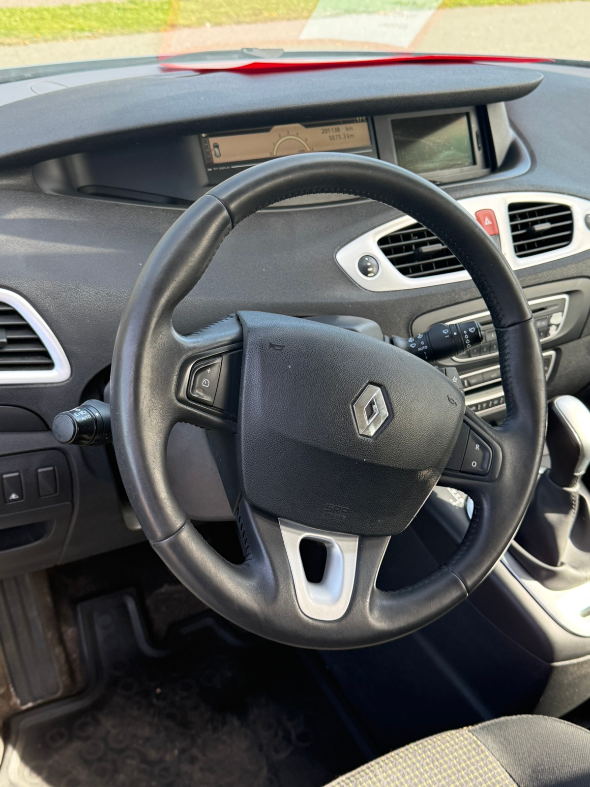 Renault Scenic III 2.0 dCi Automatisk 2010, bild 3/10