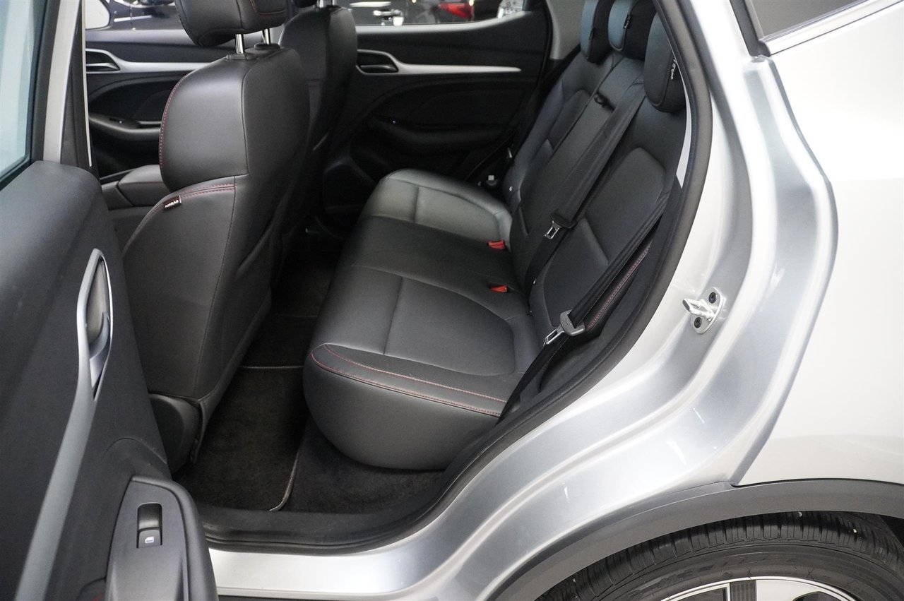 MG ZS Luxury Long Range 70 kWh 156 hk 2023, photo 7/10