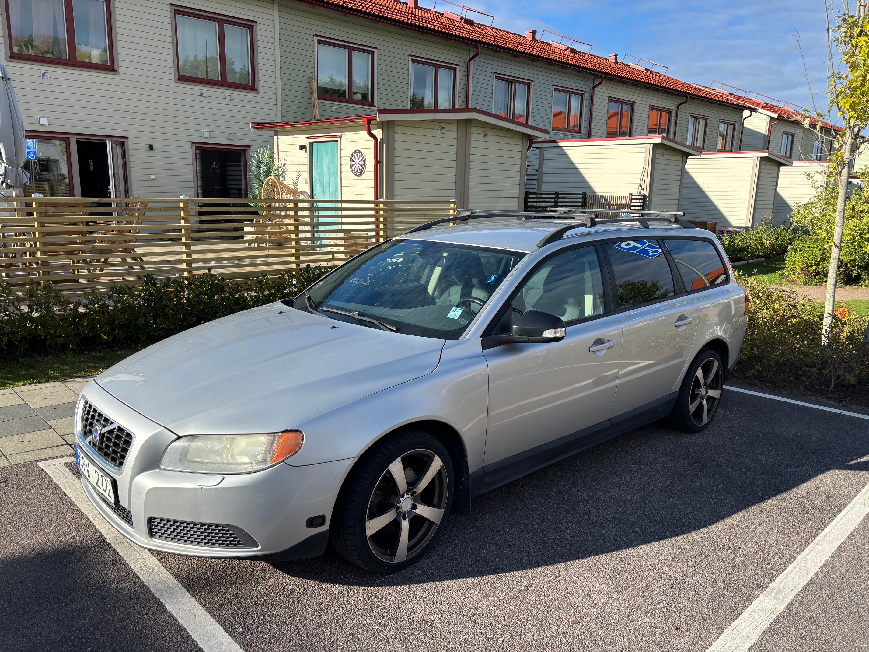 Volvo V70 2.0F Manuell 2008, bild 2/8