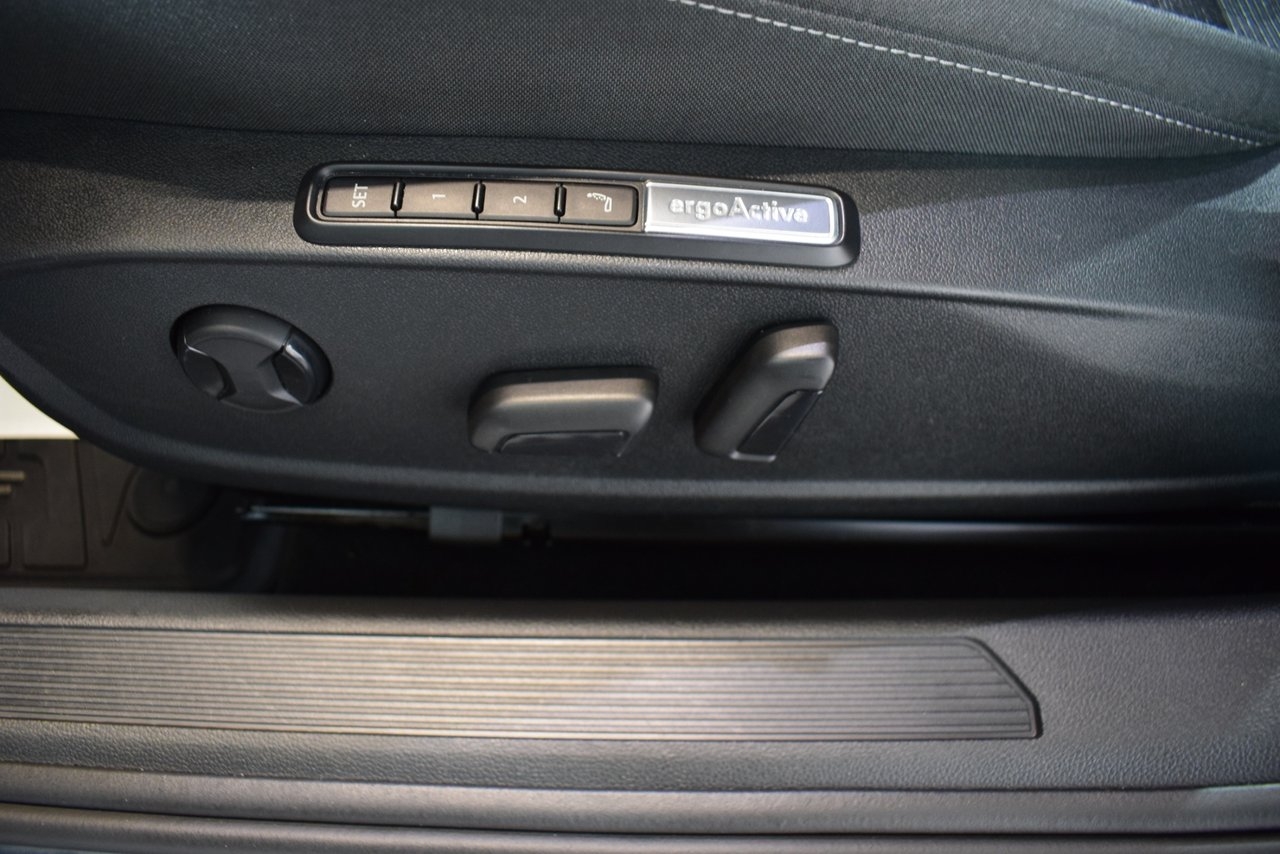 Volkswagen Golf Sportscombi 1.5 eTSI 2023, bild 7/10