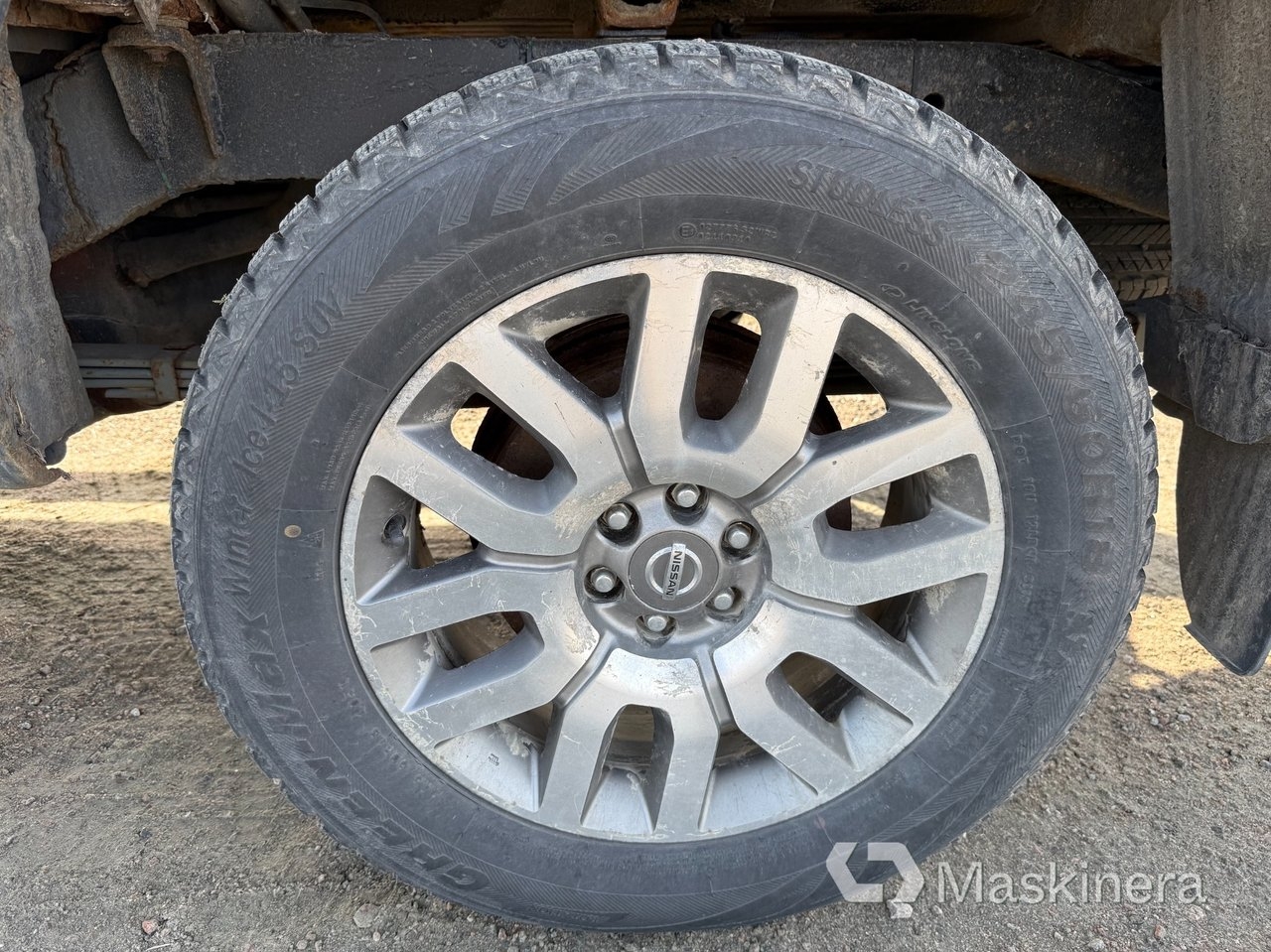 Nissan Navara 2011, bild 6/9