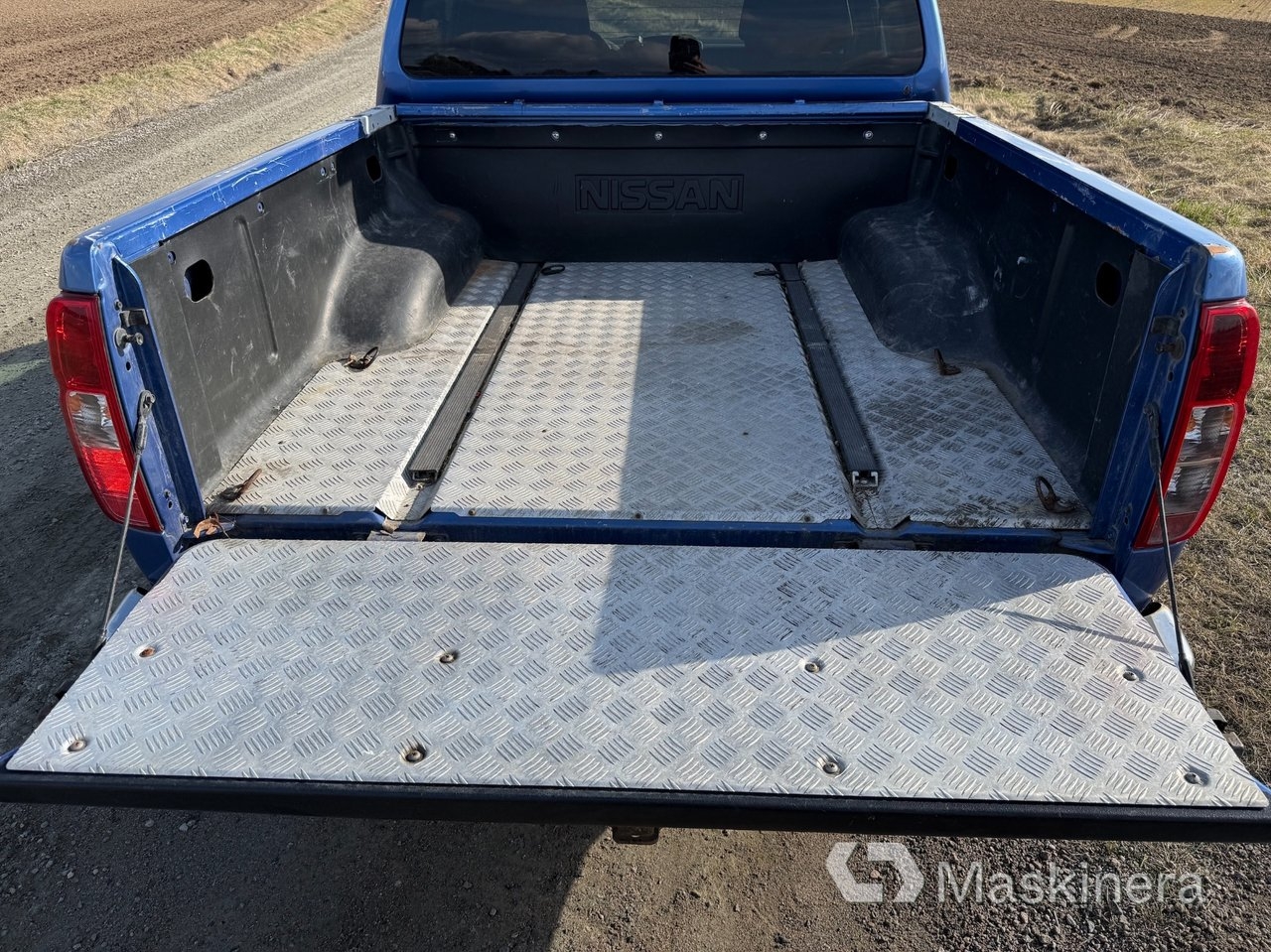 Nissan Navara 2011, bild 5/9