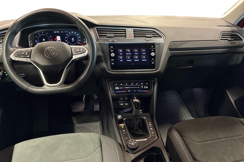 Volkswagen Tiguan 2024, bild 7/10